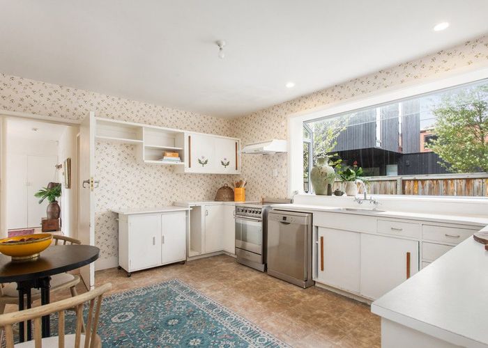  at 30 Bryndwr Road, Fendalton, Christchurch City, Canterbury