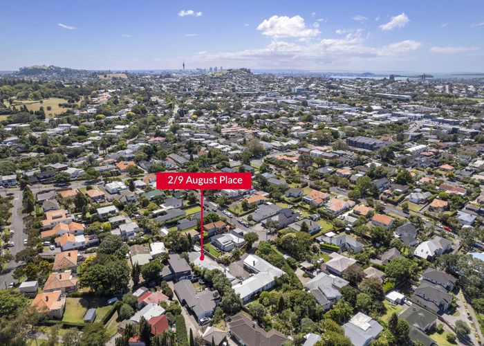  at 2/9 August Place, Greenlane, Auckland
