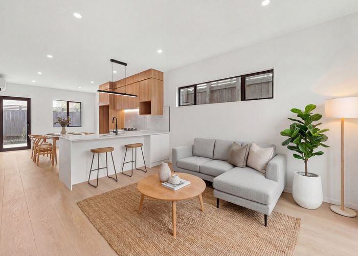  at 55 Whiteywood Street, Westgate, Waitakere City, Auckland