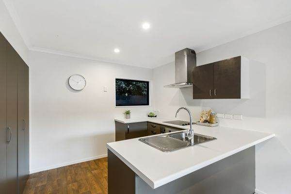  at 124A Edgewater Drive, Pakuranga, Auckland