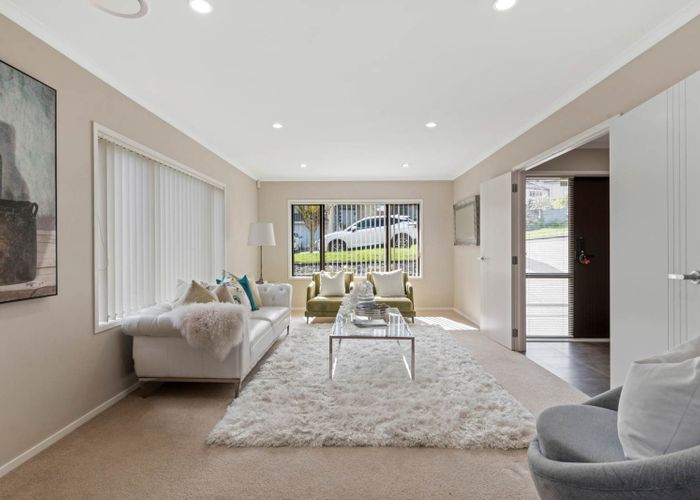  at 15 Lucca Crescent, Flat Bush, Manukau City, Auckland