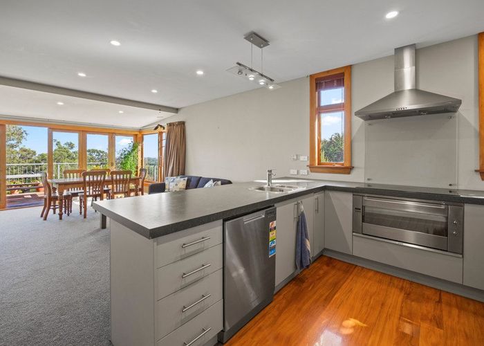  at 40 Hackthorne Road, Cashmere, Christchurch City, Canterbury