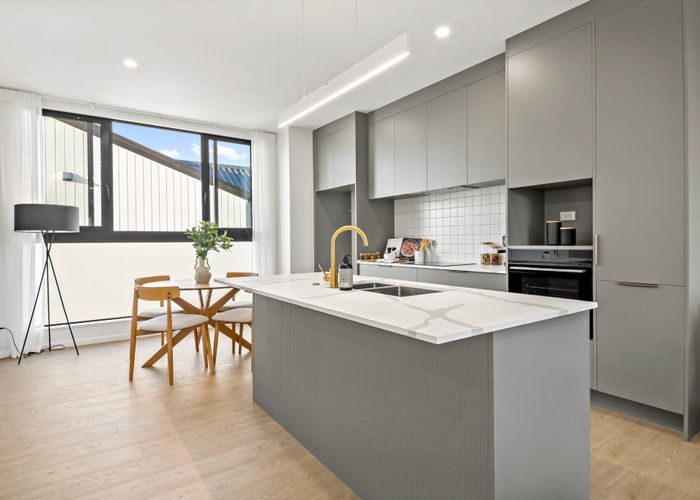 at 14D Tahingamanu Road, Hobsonville, Waitakere City, Auckland