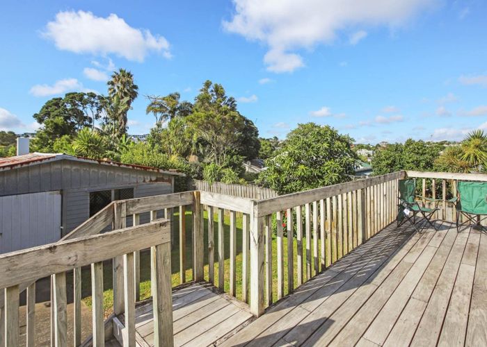  at 6 Julian Street, Grey Lynn, Auckland