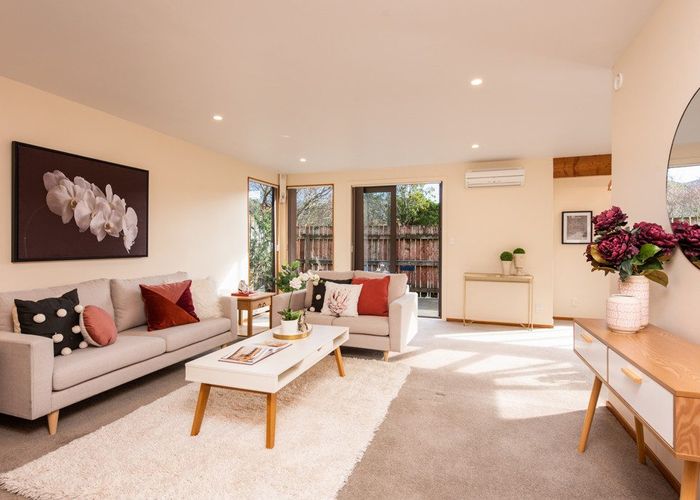  at 8a Campbell Street, Karori, Wellington, Wellington