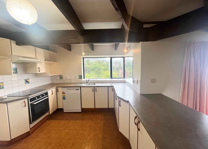  at 2 Landing Road, Titirangi, Auckland