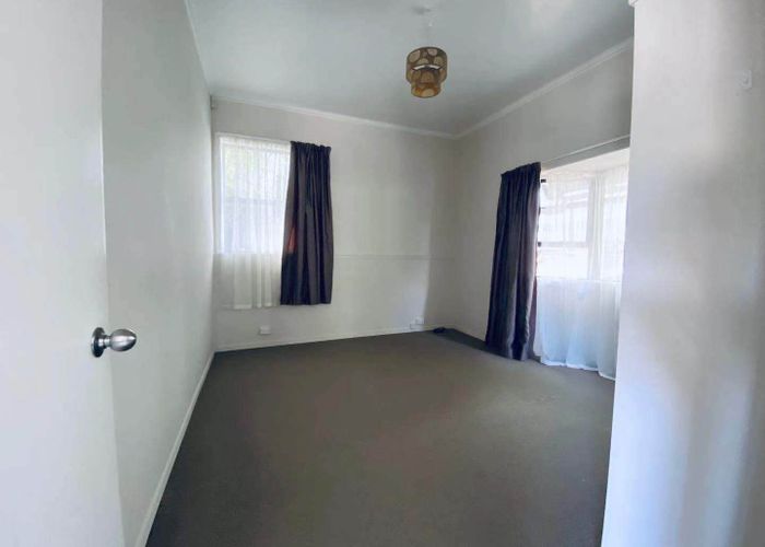  at 2/70 Tautari Street, Orakei, Auckland City, Auckland