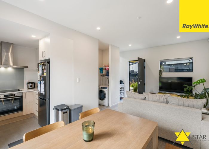  at 4/26 Toru Street, Te Atatu Peninsula, Waitakere City, Auckland