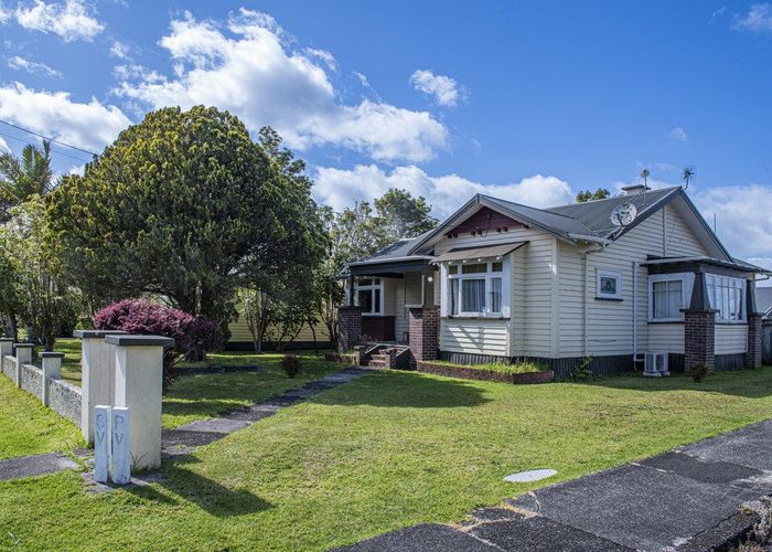  at 11 Dinniss Avenue, Regent, Whangarei