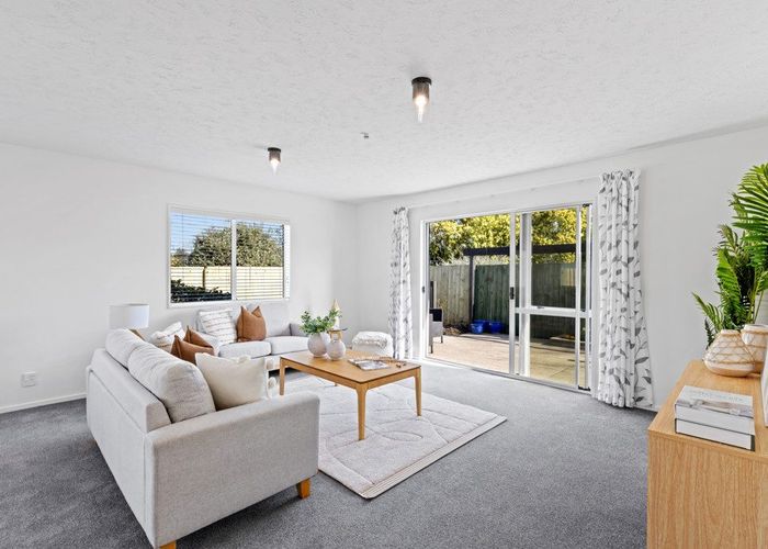  at 2/104 Hoon Hay Road, Hoon Hay, Christchurch City, Canterbury