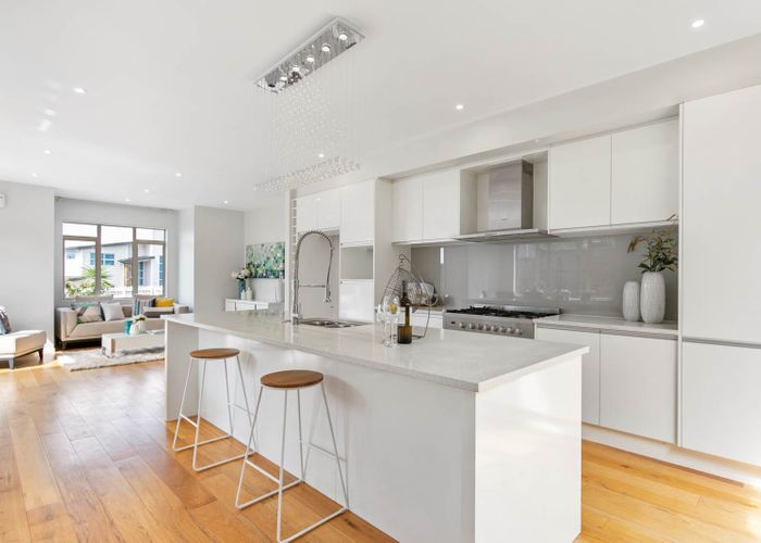  at 25 Platinum Rise, Ranui, Auckland