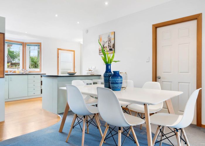  at 81 Lancaster Road, Beach Haven, Auckland