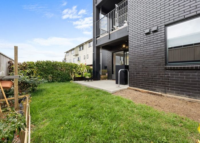  at G02/28C Eileen Newey Place, Henderson, Waitakere City, Auckland