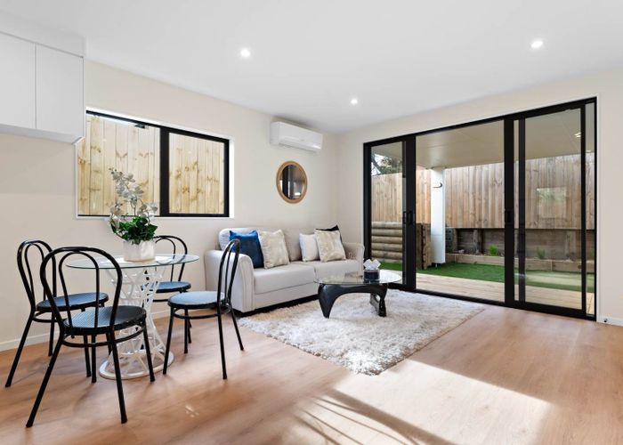  at 3-7/10 Orchid Place, Te Atatu South, Waitakere City, Auckland
