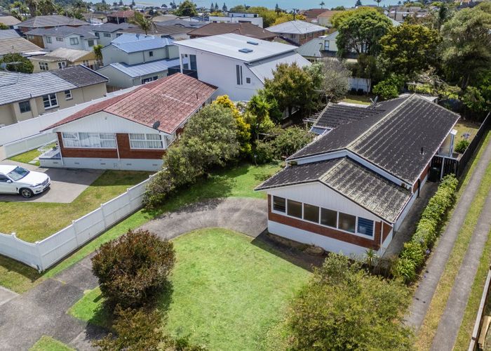  at 8 Sorrel Crescent, Bucklands Beach, Auckland