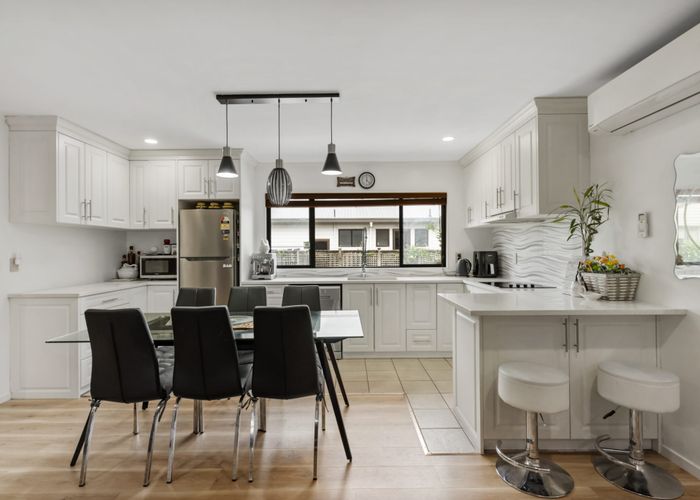  at 35 Neta Grove, Henderson, Waitakere City, Auckland
