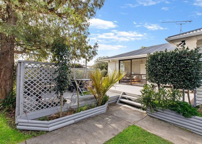  at 68 Greenmeadows Avenue, Manurewa East, Manukau City, Auckland