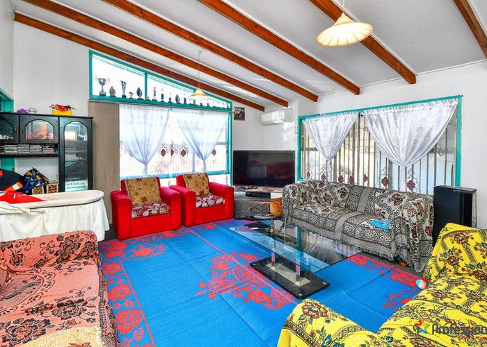  at 24 Lynette Place, Mangere, Manukau City, Auckland