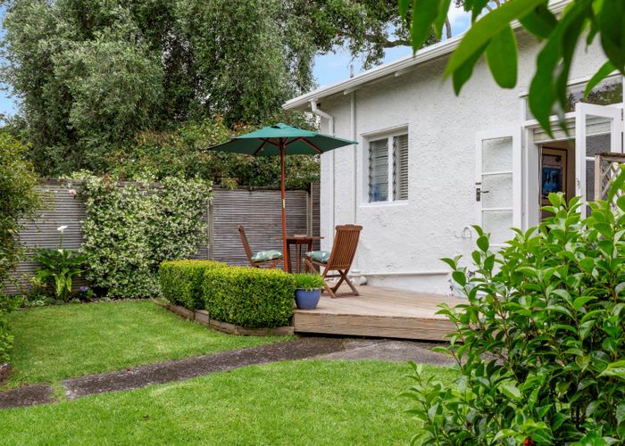  at 6/9 August Place, Greenlane, Auckland