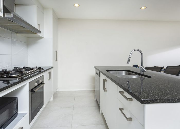  at 31/5 Perekia Street, Albany, North Shore City, Auckland