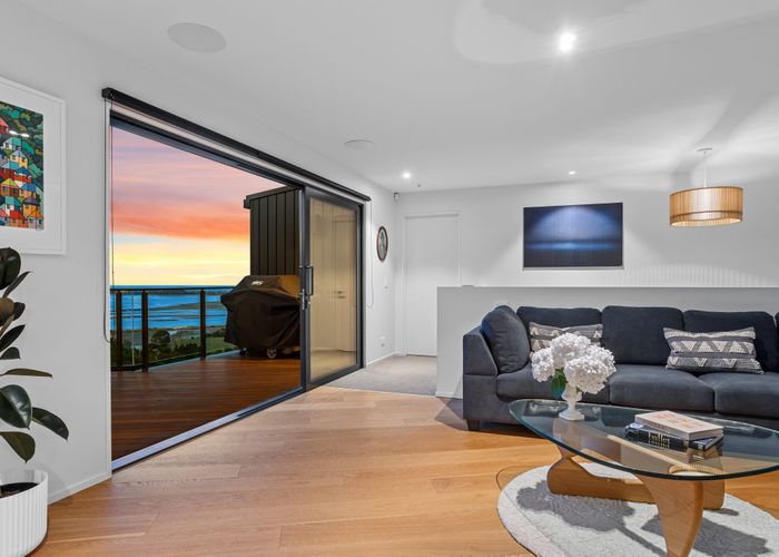  at 109 Santa Maria Avenue, Mount Pleasant, Christchurch