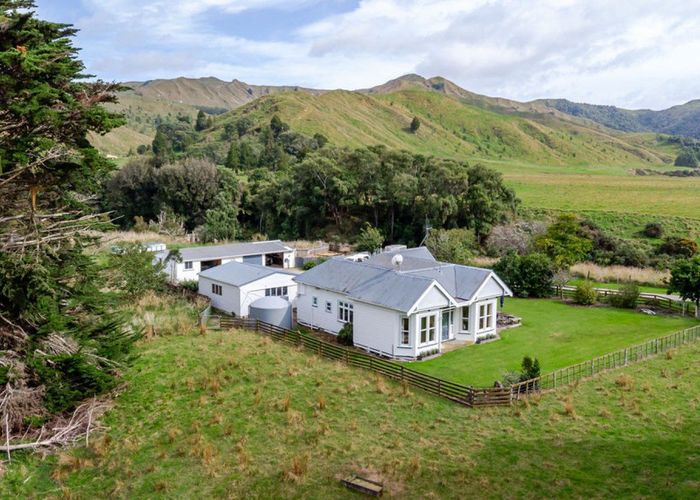  at 1450 Hinemoa Valley Road, Pahiatua, Tararua, Manawatu / Whanganui