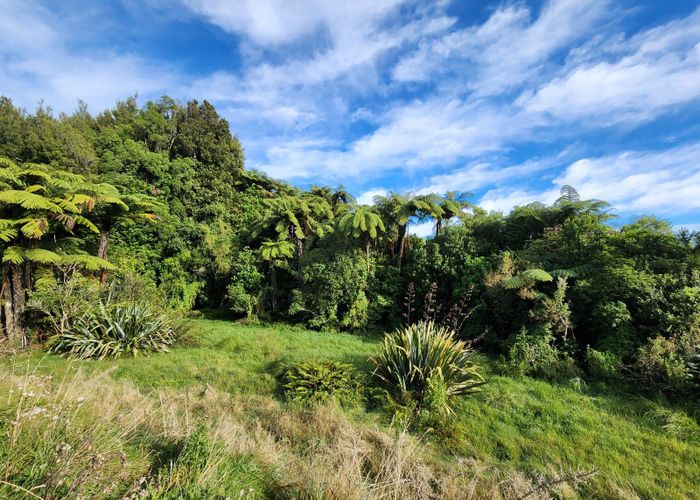  at 144 Ackworth Road, Lepperton, New Plymouth