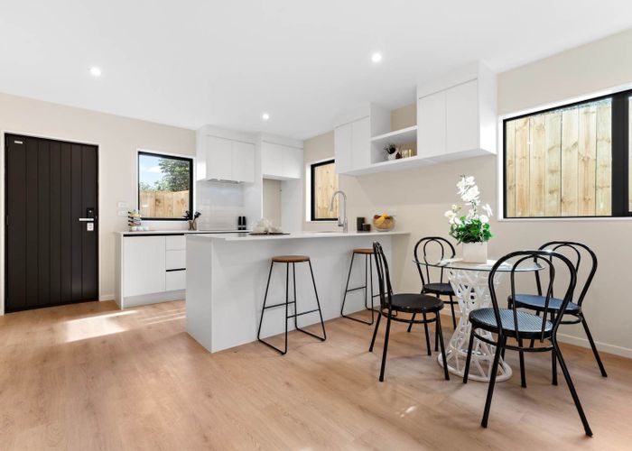  at 3-7/10 Orchid Place, Te Atatu South, Waitakere City, Auckland
