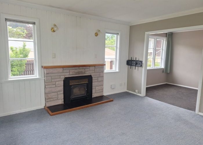  at 5 Birch Grove, Pinehaven, Upper Hutt, Wellington