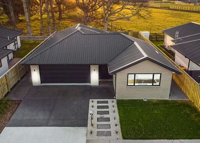  at 27 Crossley Avenue, Ravenswood, Waimakariri, Canterbury