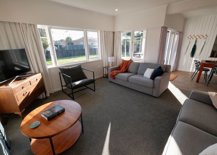  at 248 Fox Street, Hamilton East, Hamilton