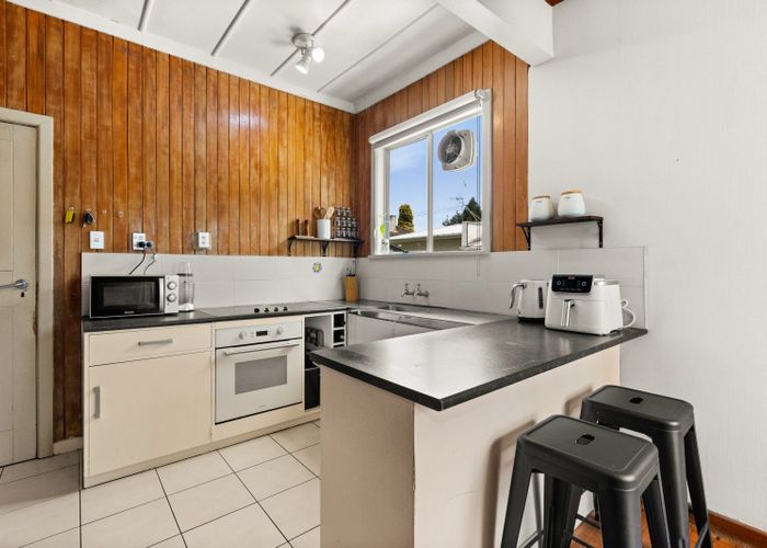  at 1026 Frederick Street West, Mahora, Hastings, Hawke's Bay