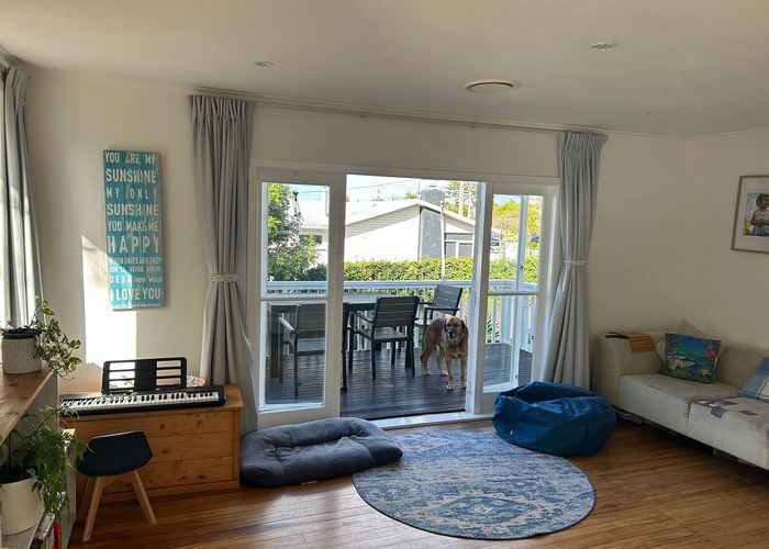  at 82 Wharf Road, Te Atatu Peninsula, Waitakere City, Auckland
