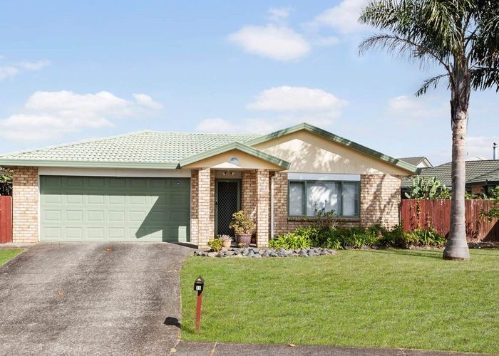  at 25 Ferngrove Avenue, Ranui, Auckland