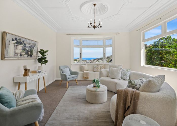  at 11 Aranoni Street, Island Bay, Wellington
