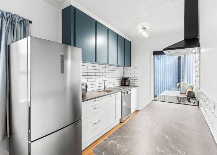  at 394  South Road, Caversham, Dunedin, Otago