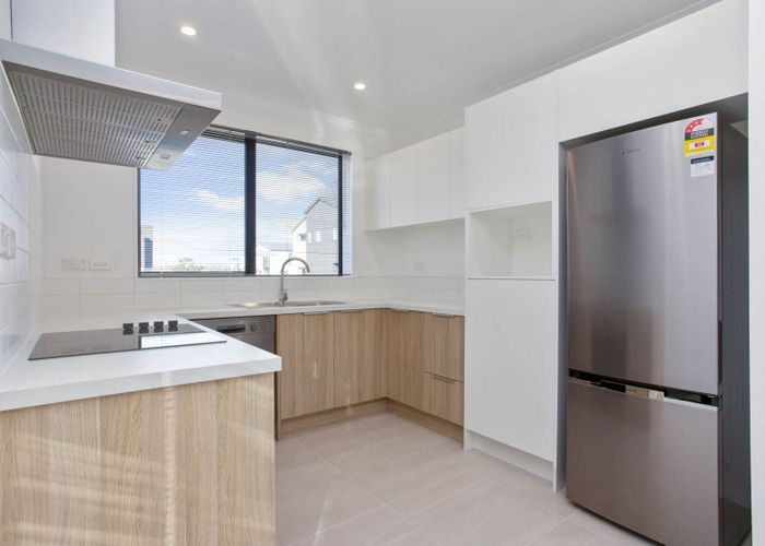  at 2 Gazala Lane, Panmure, Auckland City, Auckland