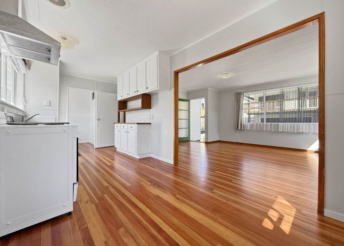  at 18 Paewai Road, Titirangi, Waitakere City, Auckland