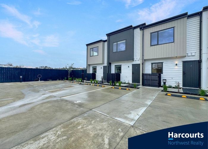  at 7/48 Moire Road, Massey, Waitakere City, Auckland