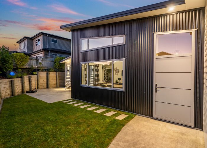  at 4 Semaphore Lane, Whitby, Porirua