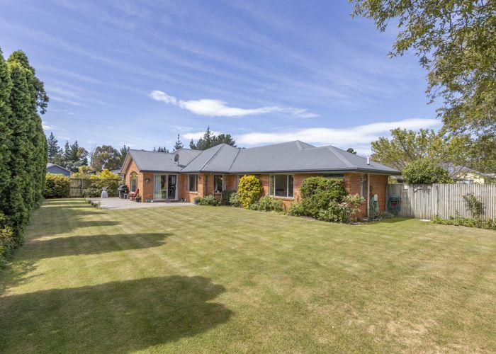  at 18 Hemingway Place, Spencerville, Christchurch City, Canterbury