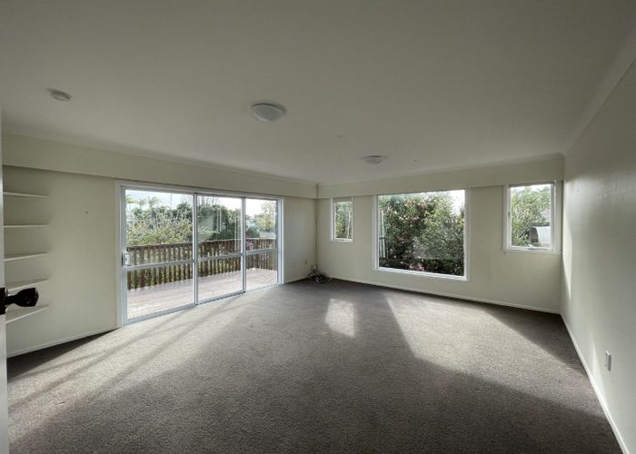  at 673 Beach Road, Browns Bay, North Shore City, Auckland