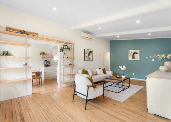  at 9 Bowman Road, Forrest Hill, North Shore City, Auckland