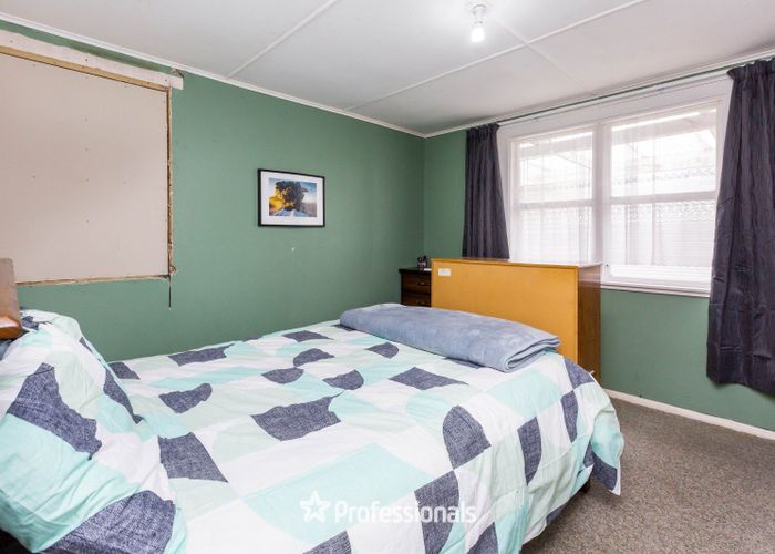  at 8 Maher Street, Elderslea, Upper Hutt
