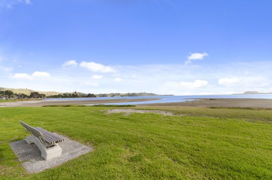  at 22 Ferndale Drive, Papakura