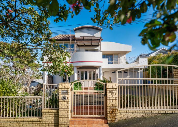  at 5 Balmain Road, Birkenhead, North Shore City, Auckland