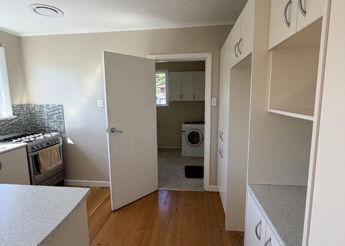  at 15 Lyndfield Lane, Newlands, Wellington, Wellington