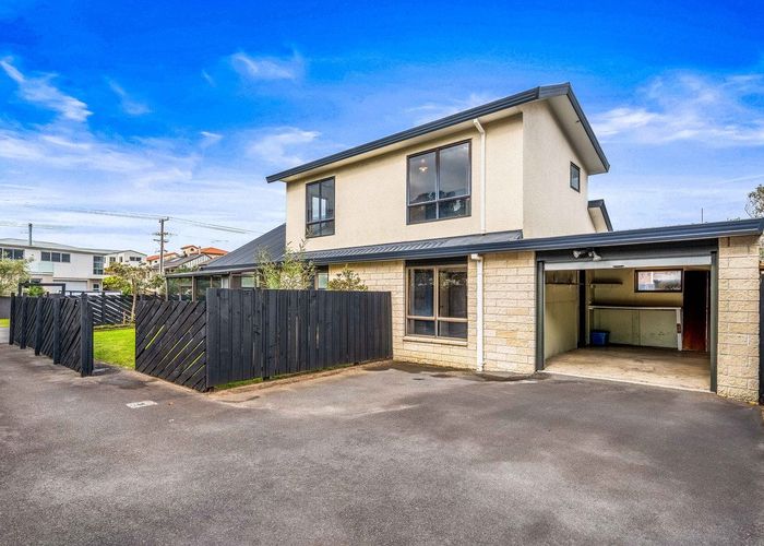  at 230 Oceanbeach Road, Mount Maunganui, Tauranga, Bay Of Plenty