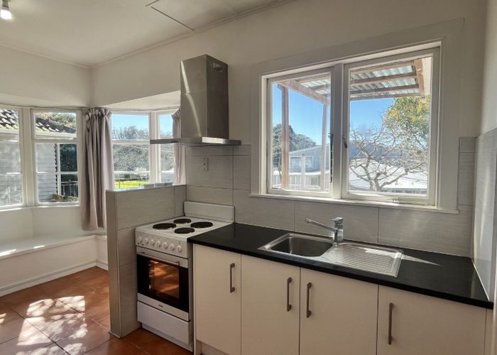  at 43 McCullough Avenue, Mount Roskill, Auckland City, Auckland
