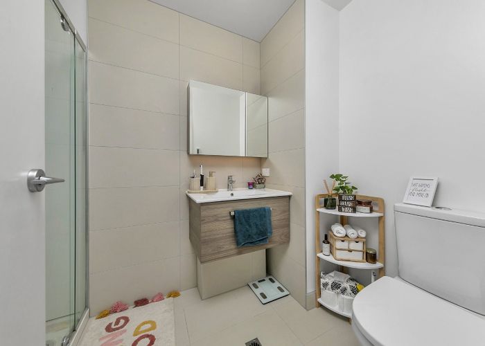  at 902/8 Waikumete Rd, Glen Eden, Waitakere City, Auckland